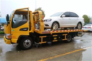 金溪附近拖车救援24小时服务热线